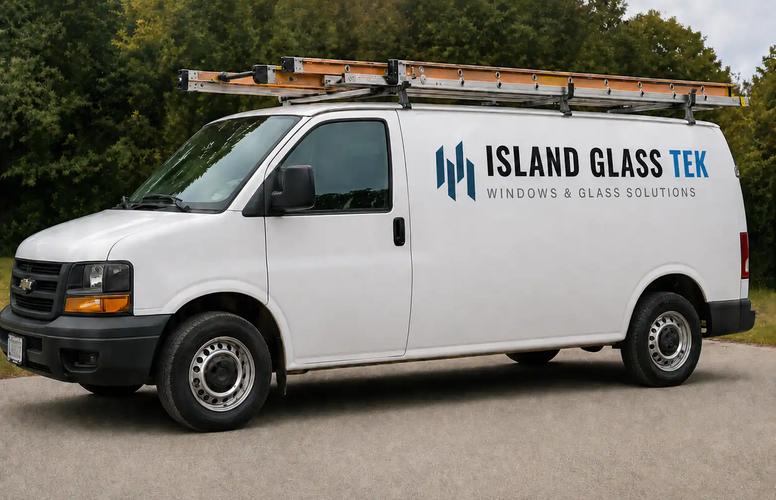 Bob Funk's Island Glass Tek work truck